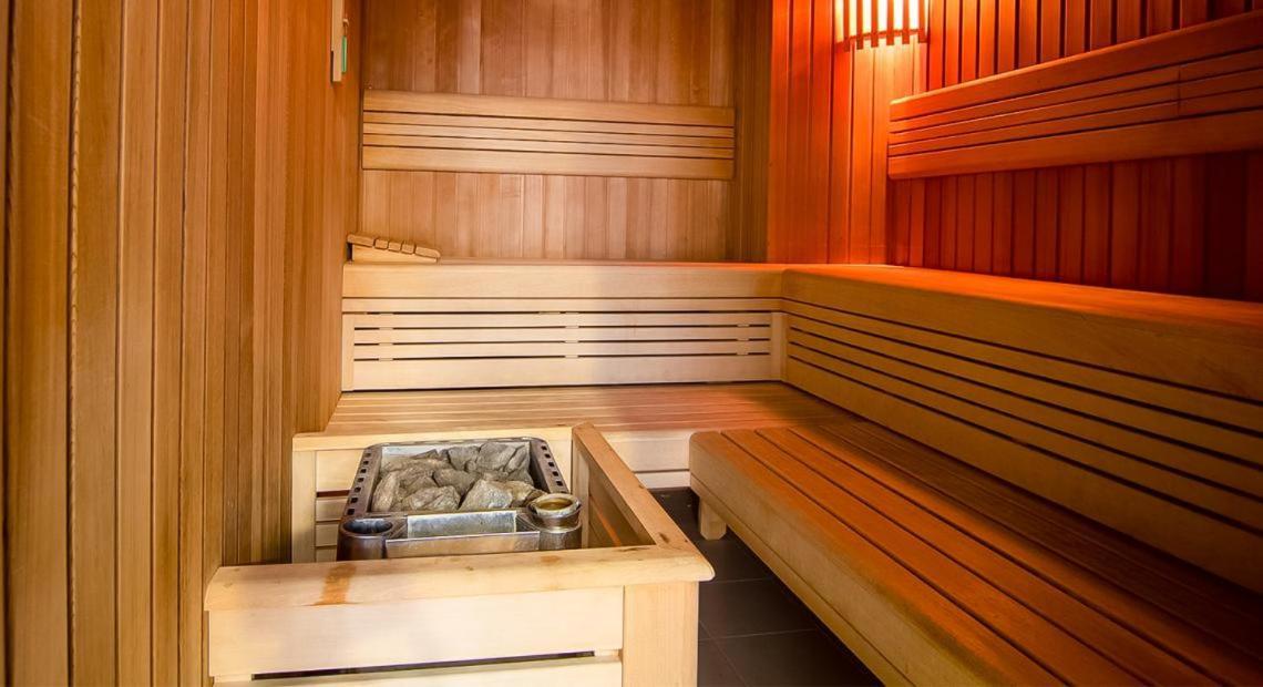 Baltic Plaza Hotel Medi Spa Kolobrzeg Bagian luar foto