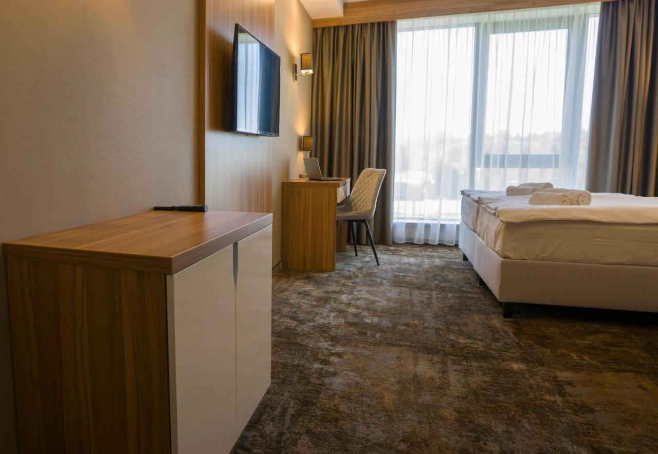 Baltic Plaza Hotel Medi Spa Kolobrzeg Bagian luar foto