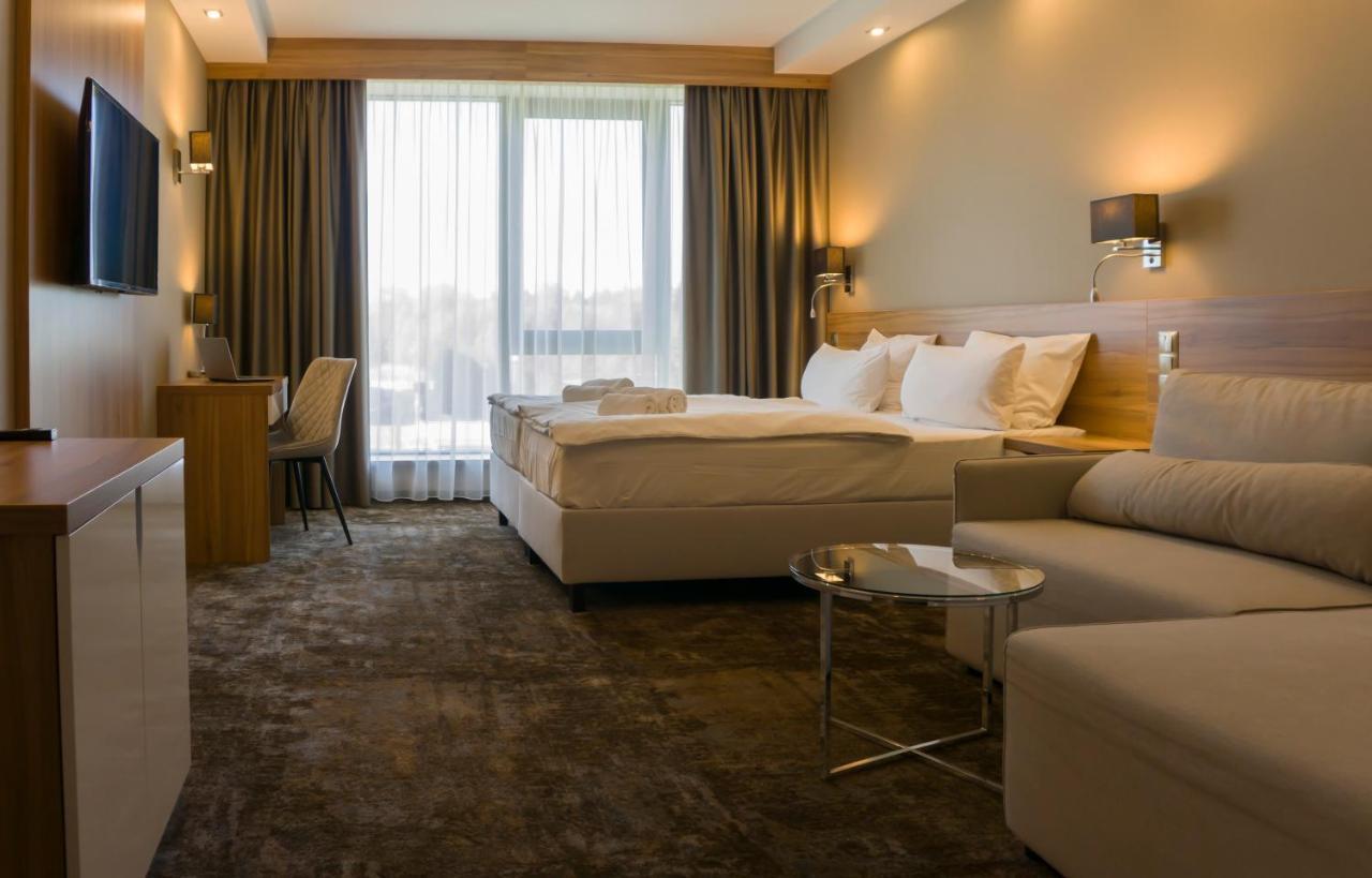 Baltic Plaza Hotel Medi Spa Kolobrzeg Bagian luar foto